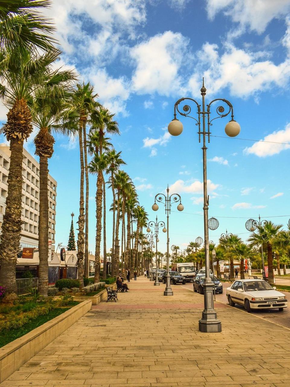 Apartment,Near The Beach Pinikoudes Larnaca Luaran gambar