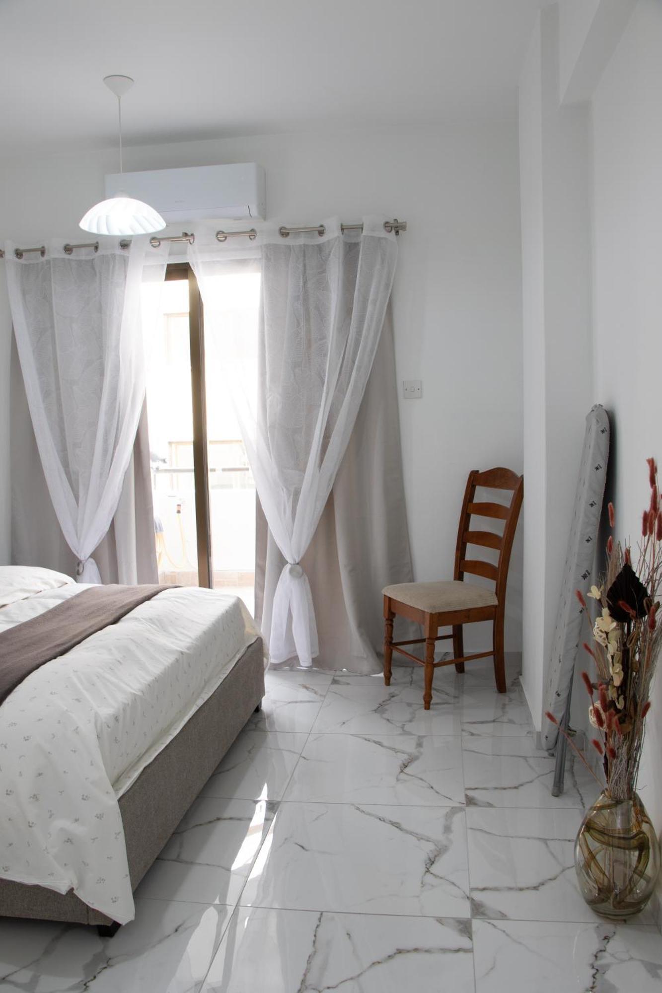 Apartment,Near The Beach Pinikoudes Larnaca Luaran gambar